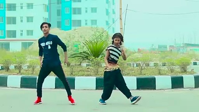 Kon Barir Meye Re Tui Dance _ কোন বাড়ির মেয়েরে তুই _ Dh Kobir Khan New Dance _ Bangla New Dance 2020