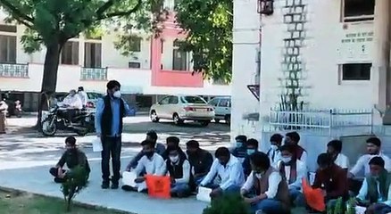 विद्यार्थी परिषद ने दिया धरना