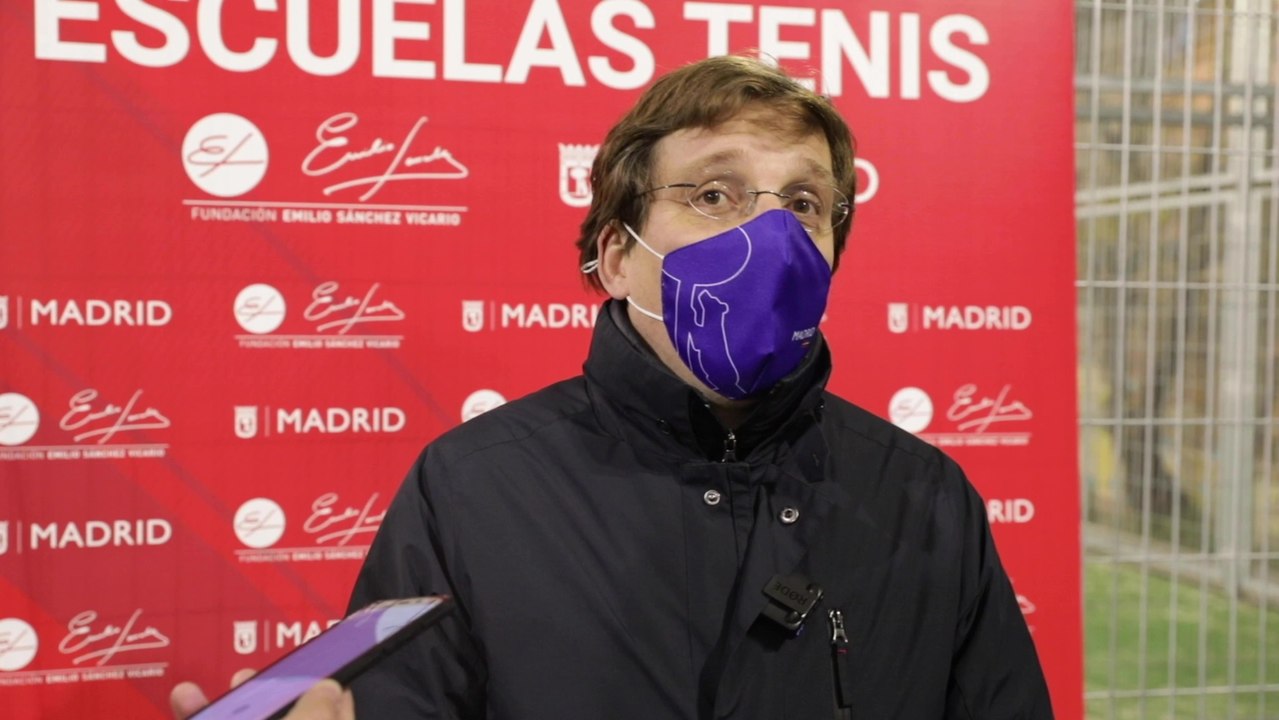 Almeida valora la "oportunidad" que brindan pistas de tenis Fundación Sánchez Vicario