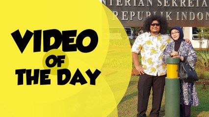 Video of the Day: Ibu Babe Cabita Meninggal Dunia, Iyut Bing Slamet Nangis Diciduk Kasus Narkoba