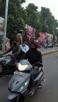 एसपी ऑफिस के पास सादी वर्दी में पांच व्यक्तियों ने मचाया हुड़दंग