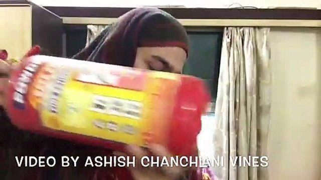 What girls pack while travelling VS What boys pack while travelling