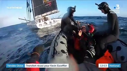 Vendée Globe : le transfert spectaculaire de Kevin Escoffier