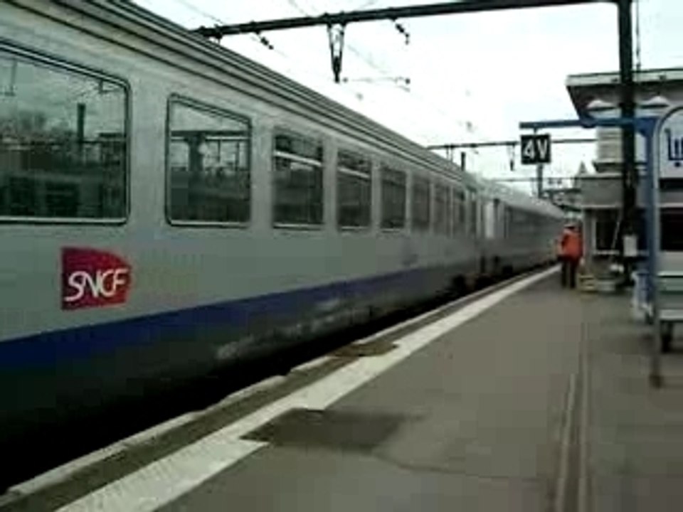 22.02.2008 B5 uxh de Grenoble arrive à Dijon