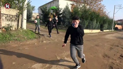 POLİSİ GÖREN ÇOCUKLAR BÖYLE KAÇTI!