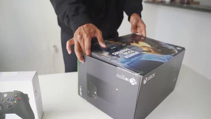 Xbox Series X Unboxing + First Impressions