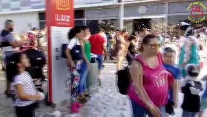 2017-07-08 CAÑON DE ESPUMA EN LUZ SHOPPING JEREZ DE LA FRONTERA