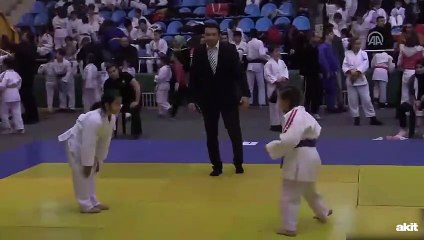 8 yaşındaki İnci, rakibini 7 saniyede yere serdi