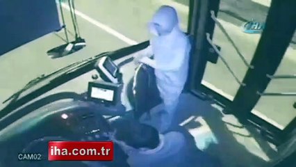 Otobüs kaçıran dört küçük çocuk İstanbul'u birbirine kattı