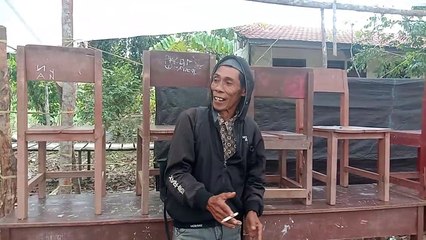 Lucu!!! Inilah arti Polisi dan Politik menurut kakek ini.