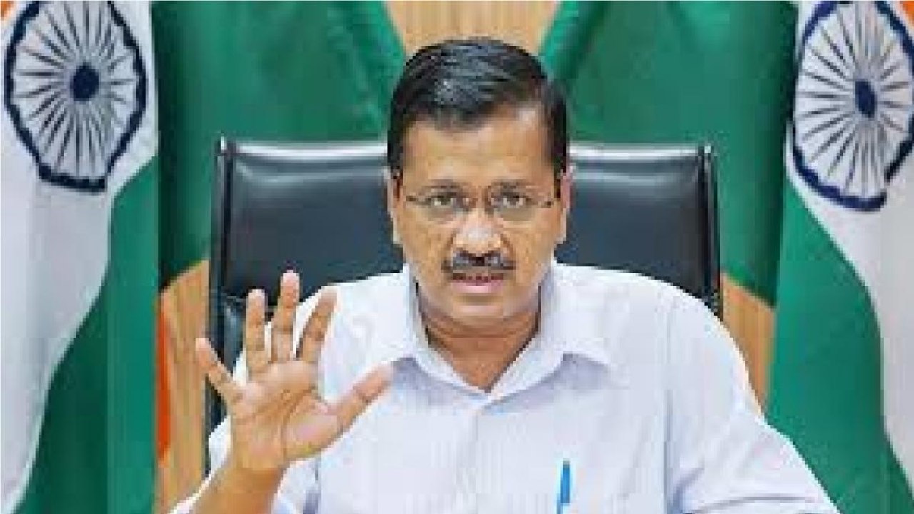 Kejriwal reaches Singhu border, Here's what he said