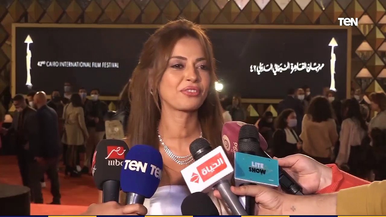 داليا مصطفى : الإجراءات الاحترازية فى المهرجان جيدة واتمنى ان يعبر بسلام