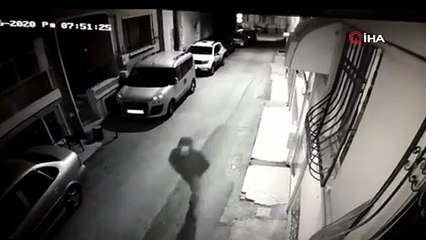 Yer: Bursa... 4 dakikada motosikleti çaldı! O anlar kamerada