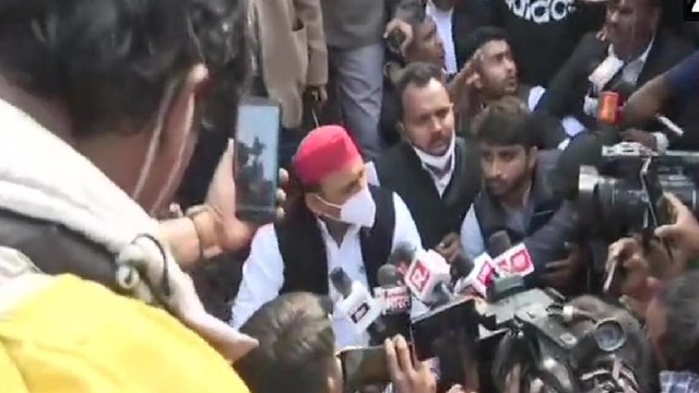 Farmers' Protest: Akhilesh Yadav detained in Lucknow