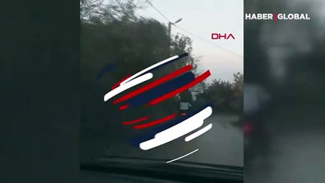 Tek teker üzerinde 5 kişi! Yürekleri ağza getiren yolculuk kamerada