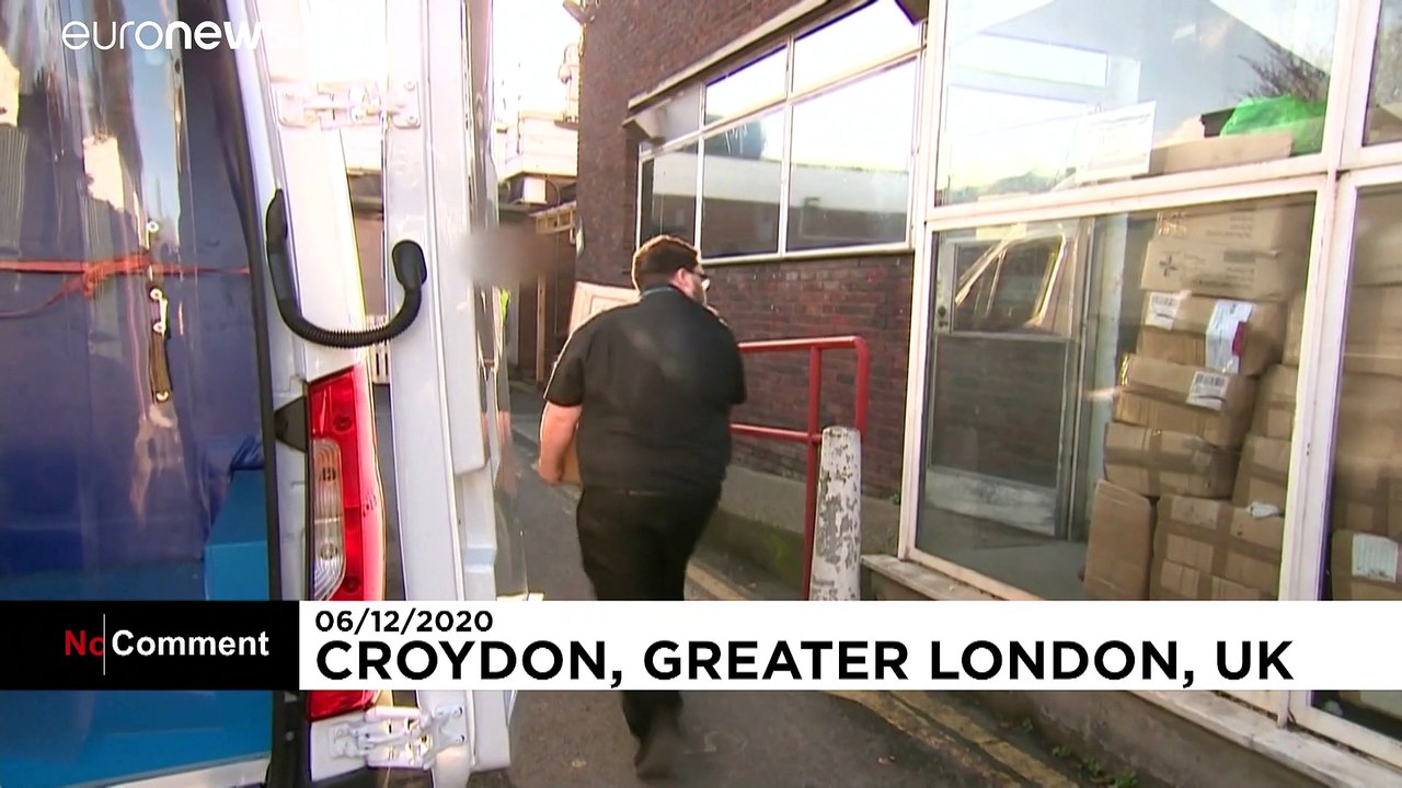 Eiskalte Fracht: Impfstoff von Pfizer/BioNTech in London eingetroffen