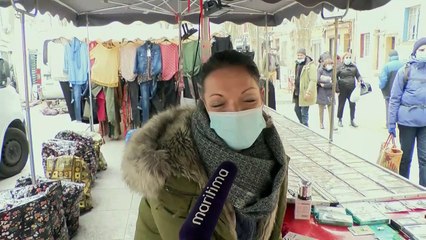 Marché d'Istres : la joie d'une marchande de pouvoir retravailler