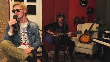 Friday Pilots Club - Look Better In Gold