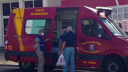 Idoso de 82 anos fica ferido em queda no Centro