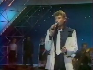 Johnny Hallyday - La fille d'en face  ( tV 1983 )