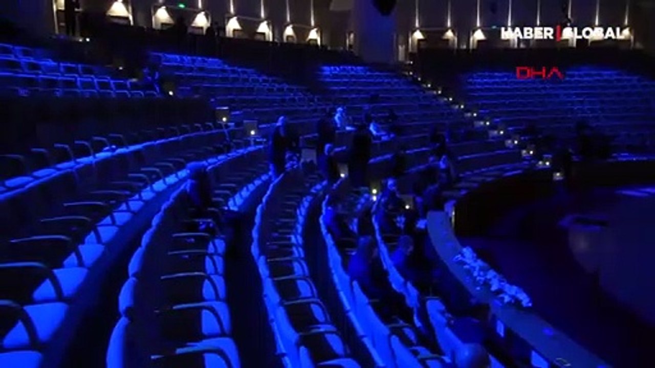 Hazreti Mevlana'yı anma törenleri seyircisiz olarak başladı