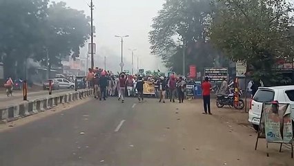 भारत बंद के समर्थन में हजारो किसानों ने निकली रैली