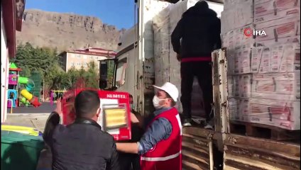 Tuncelili depremzedelere ısıtıcı ve hijyen paketi desteği
