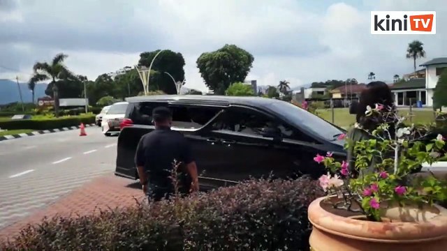 Harapan leaders arrive for audience with Perak ruler