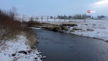 Ağrılılar güne karla uyandı