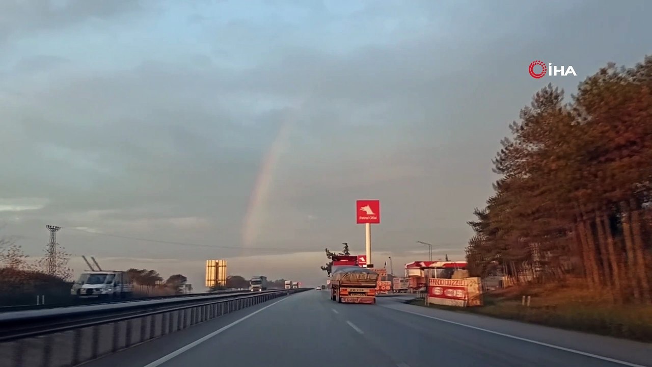 Bursa'da sis, gökkuşağı ve yağmur aynı anda görüldü