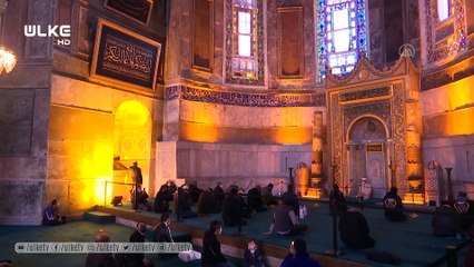 Cumhurbaşkanı Erdoğan, Ayasofya'ya hat tablosu bağışladı