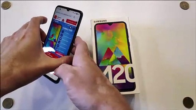 Samsung Galaxy M20 - распаковка, предварительный обзор