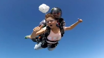 Bigg Boss 14 : Rubina Dilaik का शानदार Skydiving वीडियो हुआ वायरल | FilmiBeat