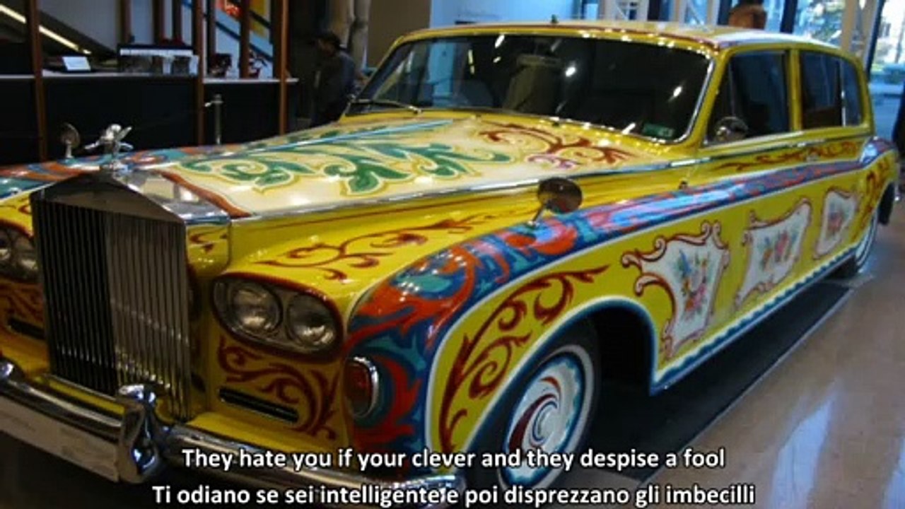 John Lennon -  Working Class Hero Testo e Traduzione