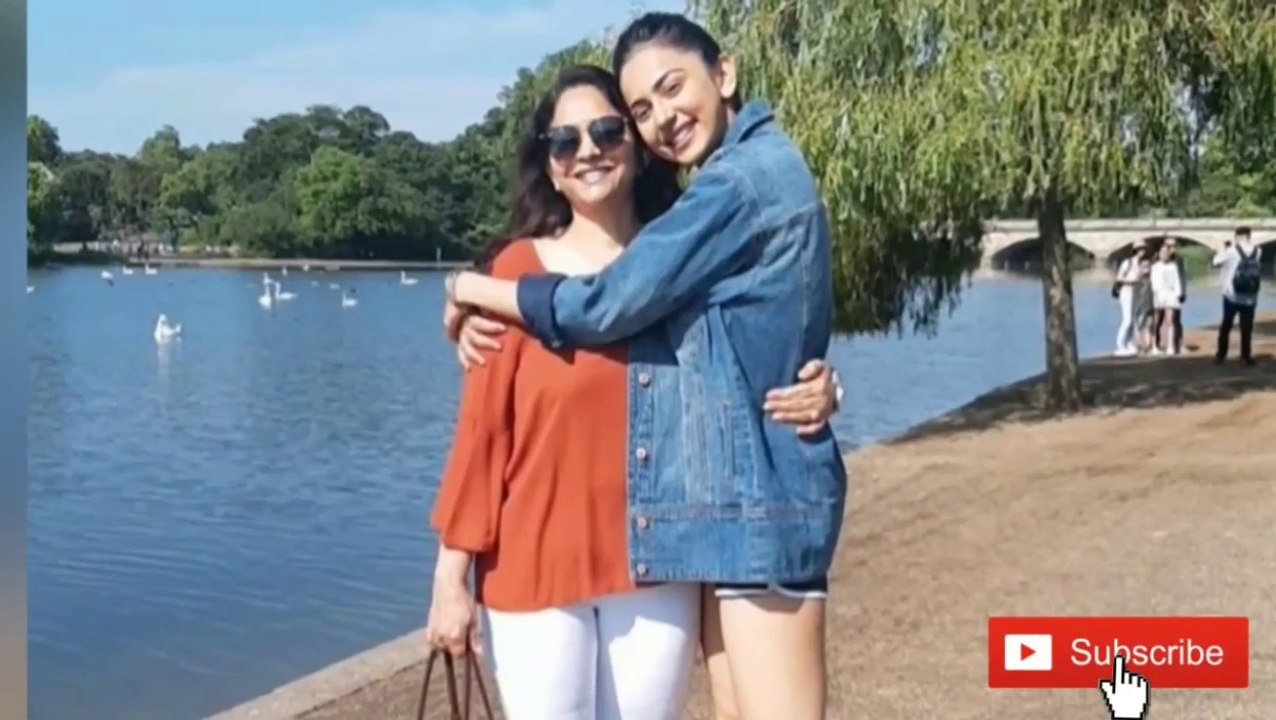 Star mother - actor mother - bollywood mother - mother of bollywood--Pitara--