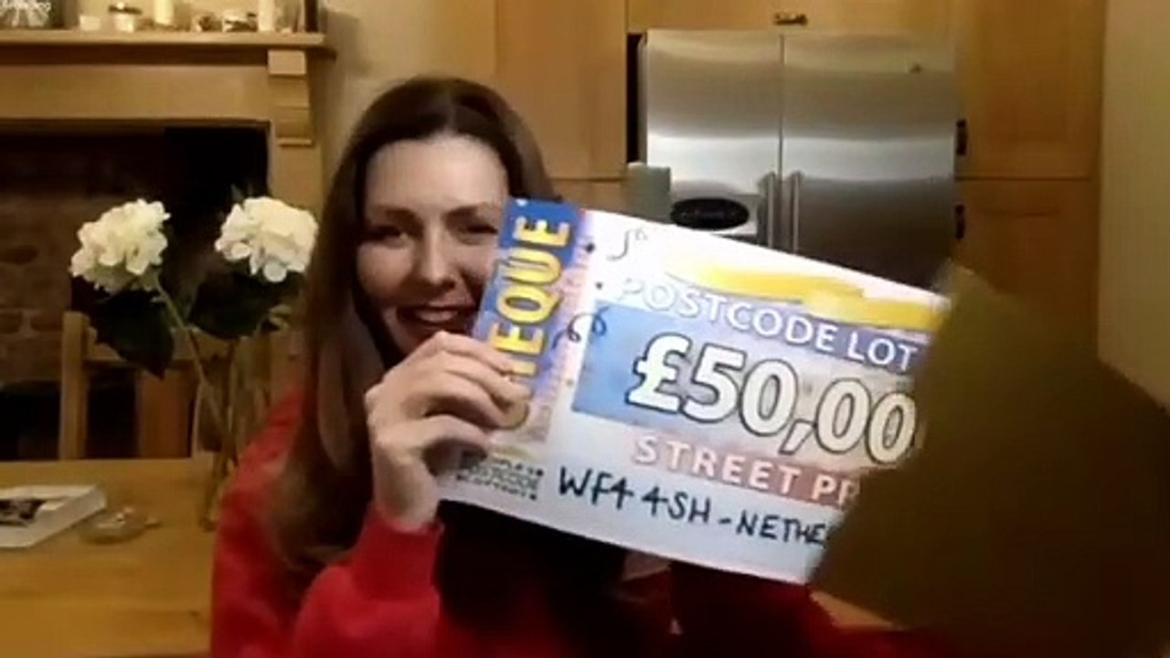 Wakefield families win £100,000 from People's Postcode Lottery