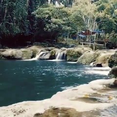 world travel me duniya ki sab se  beautiful seashore ko dekho samundar ki sair kre