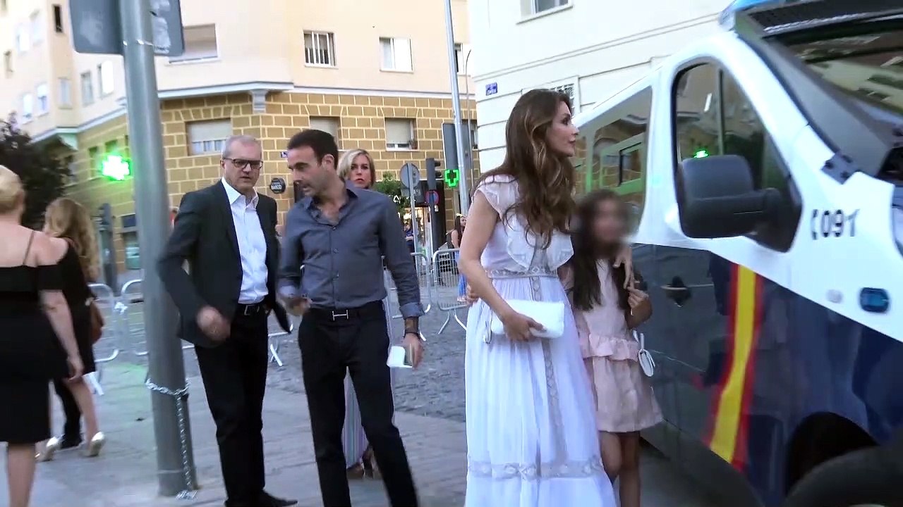 Enrique Ponce cumple 49 años locamente enamorado de Ana Soria