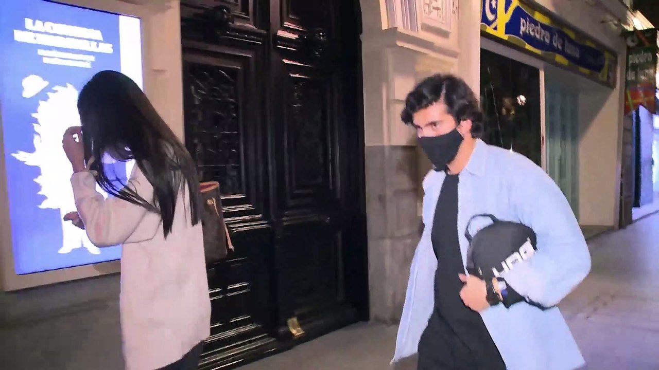 Victoria Federica pierde los papeles y se enfrenta, muy enfadada, contra los reporteros