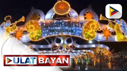 Mala-Christmas village sa isang plaza sa San Carlos, Pangasinan, pinailawan na