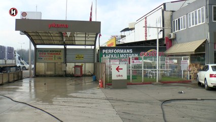 BENZİNLİKTEKİ SALDIRI ANI KAMERAYA YANSIDI