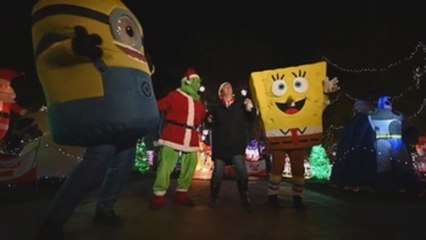 Medio millón de luces para recrear en su casa la magia de la Navidad