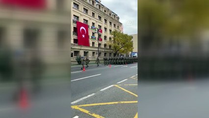 Türk askeri Bakü'de! Tüyleri diken diken eden görüntüler