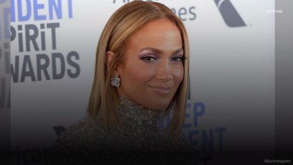 Jennifer Lopez Just Wore the Unofficial Uniform of 2020