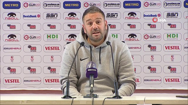 İlhan Var: 'İçeride hüngür hüngür ağlayan bir oyuncu topluluğum var'