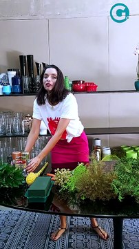 Aprenda a fazer um lindo arranjo de flores para o Natal