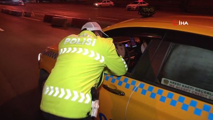 Sokağa çıkma kısıtlaması denetimleri gece boyunca devam etti