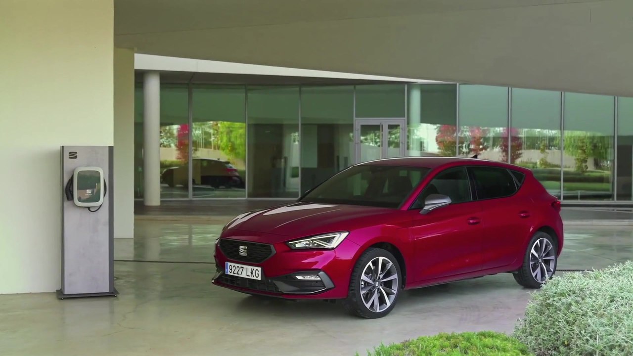 Der SEAT Leon e-HYBRID - Reisen ohne festen Plan - manueller Hybridmodus