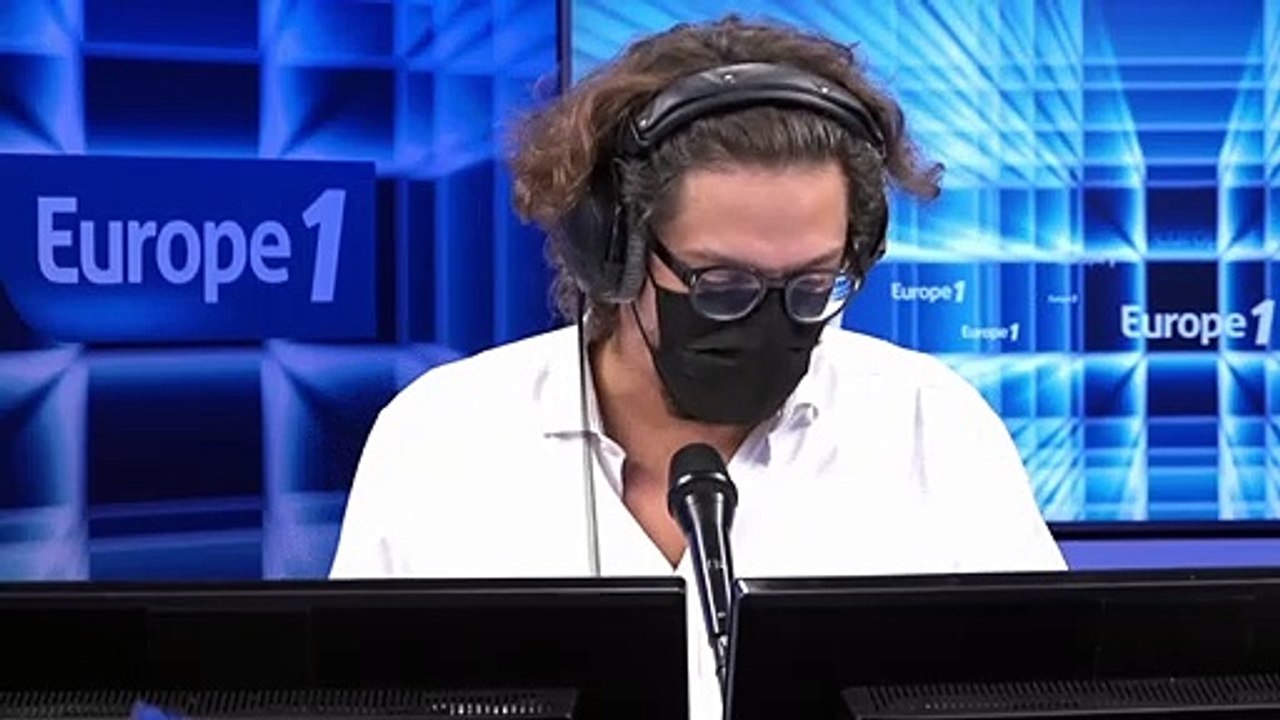 Emmanuel Macron : "Marlène va encore noyer le poisson, j'espère que Sonia Mabrouk a ses brassards" (Canteloup)