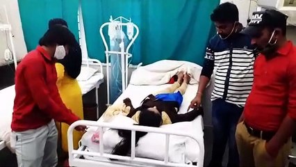 अचानक चक्कर आने से छात्रा की हालत बिगड़ी, छात्रा का जिला अस्पताल में उपचार जारी